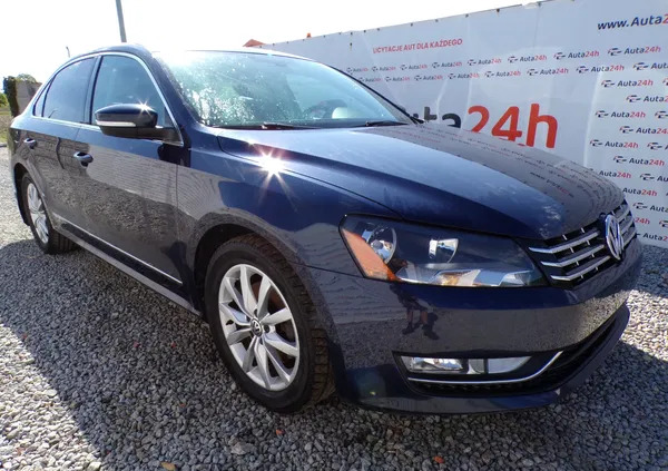 volkswagen passat wojnicz Volkswagen Passat cena 27500 przebieg: 159000, rok produkcji 2014 z Wojnicz